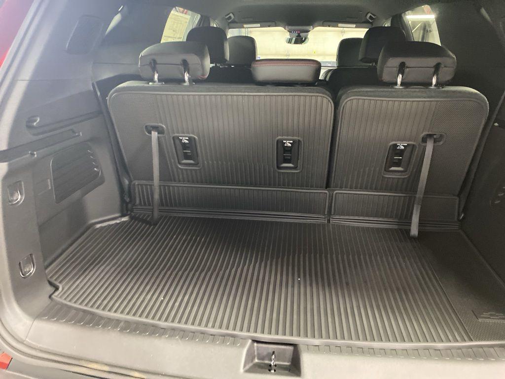 new 2026 Chevrolet Traverse car, priced at $51,280