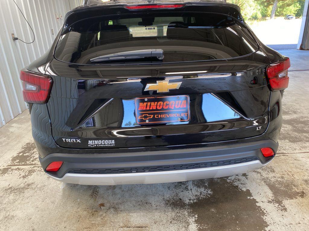 new 2025 Chevrolet Trax car, priced at $23,990