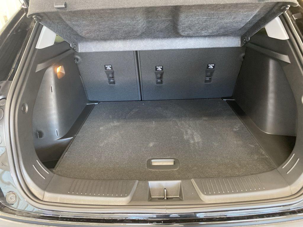 new 2025 Chevrolet Trax car, priced at $23,990
