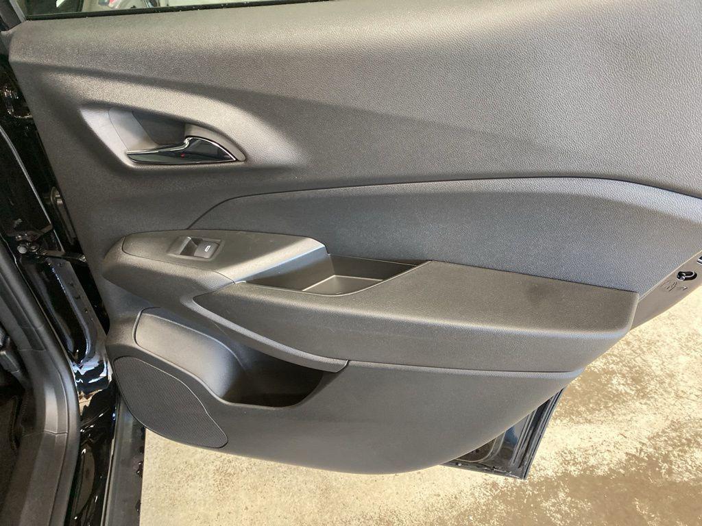 new 2025 Chevrolet Trax car, priced at $23,990