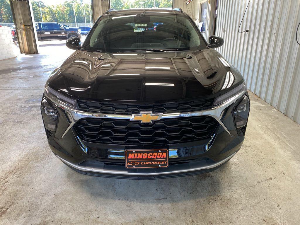 new 2025 Chevrolet Trax car, priced at $23,990