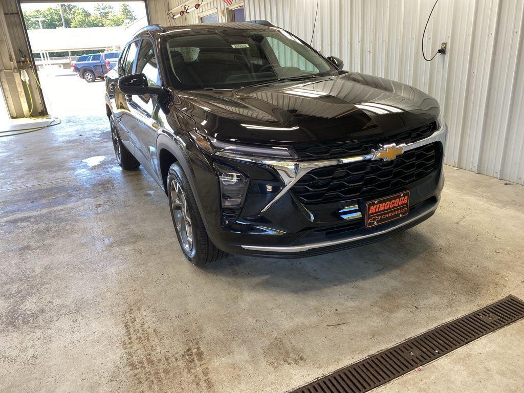 new 2025 Chevrolet Trax car, priced at $23,990
