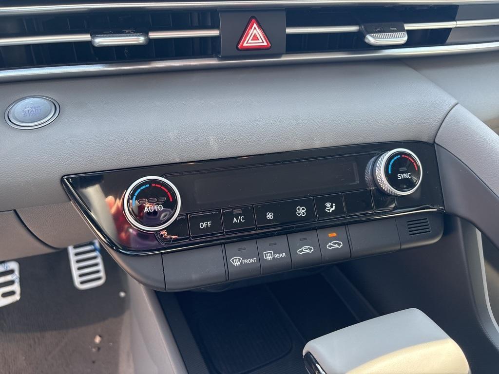 new 2025 Hyundai Elantra car, priced at $25,445