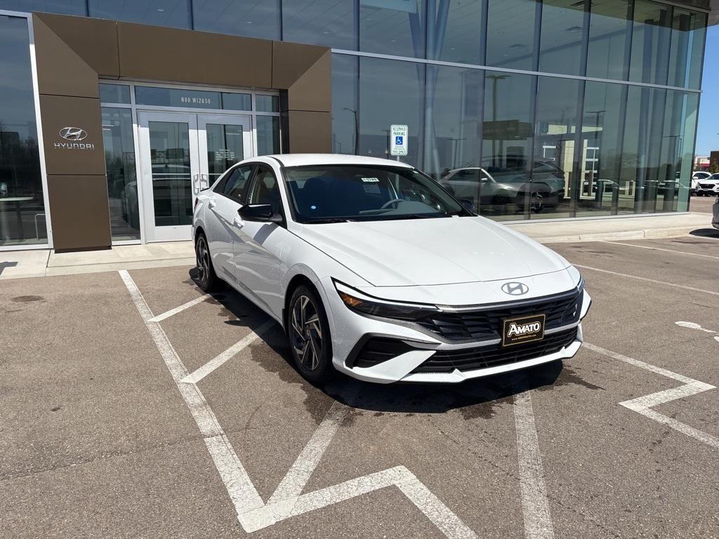 new 2025 Hyundai Elantra car, priced at $25,445