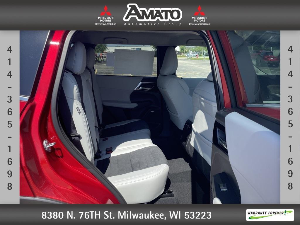 new 2025 Mitsubishi Outlander car, priced at $37,095