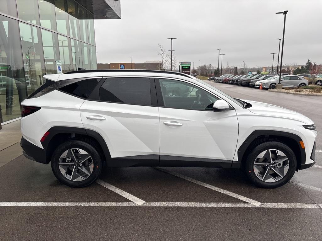 new 2025 Hyundai Tucson car, priced at $34,040