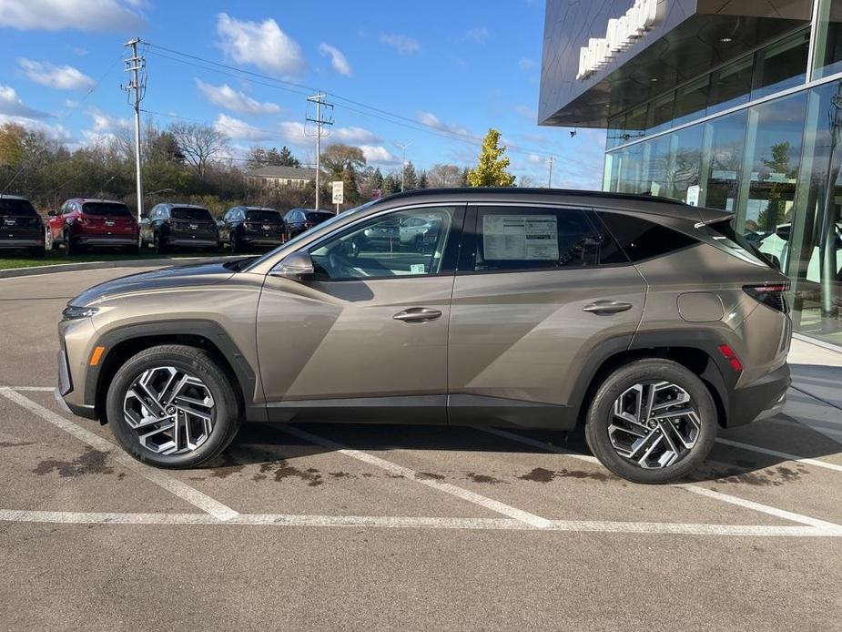 new 2025 Hyundai Tucson Hybrid car, priced at $43,104