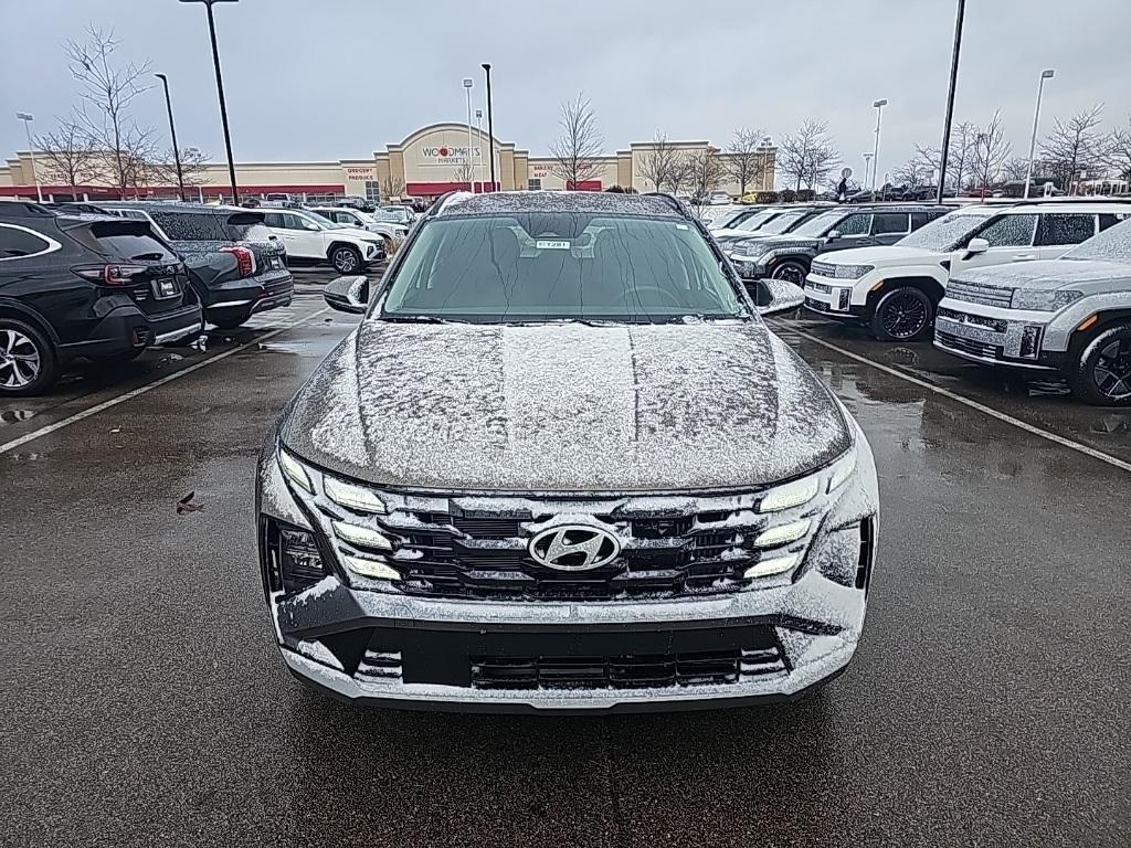 new 2026 Hyundai TUCSON Hybrid car, priced at $33,612