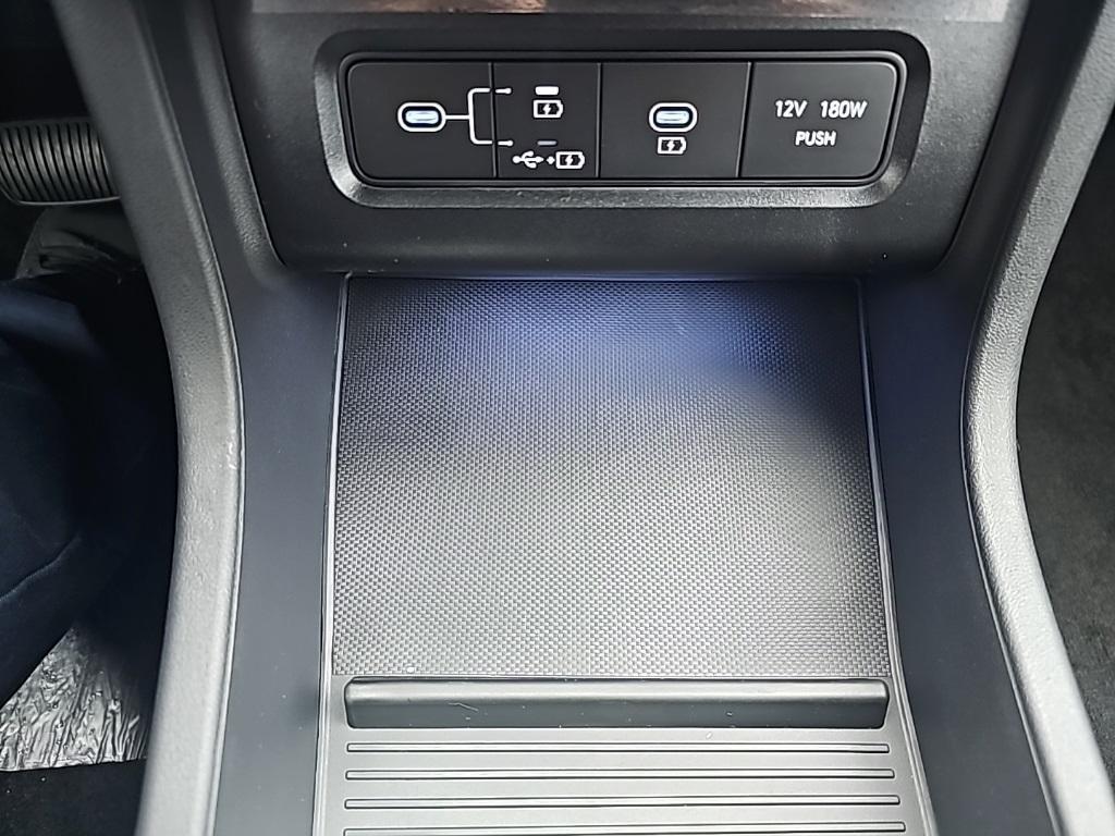 new 2026 Hyundai TUCSON Hybrid car, priced at $33,612