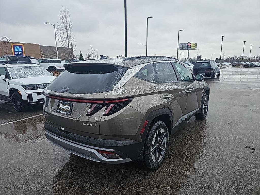 new 2026 Hyundai TUCSON Hybrid car, priced at $33,612