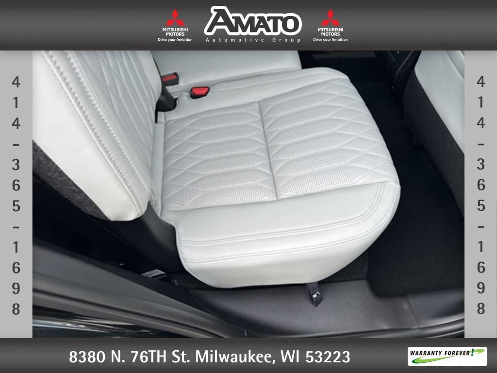 new 2025 Mitsubishi Outlander car, priced at $45,090