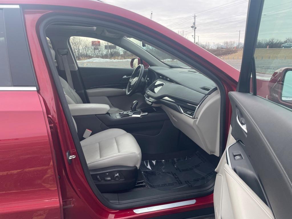 used 2019 Cadillac XT4 car, priced at $24,989