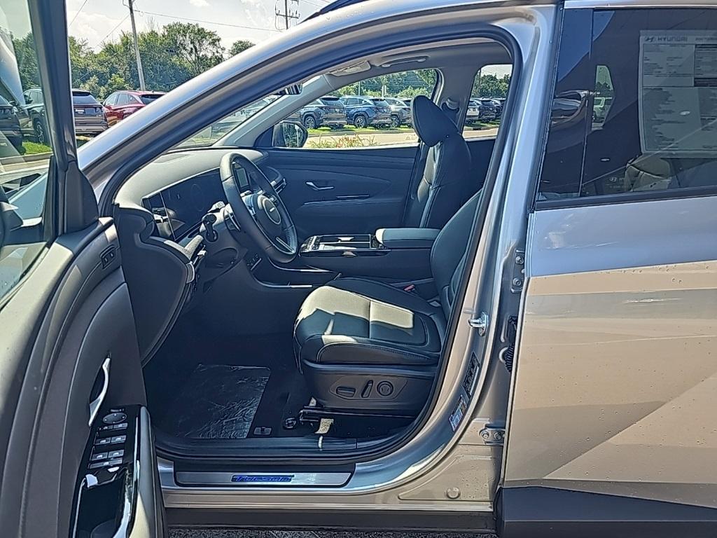 new 2025 Hyundai Tucson car, priced at $40,414