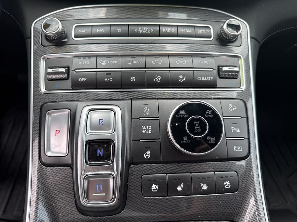 used 2022 Hyundai Santa Fe car, priced at $30,999