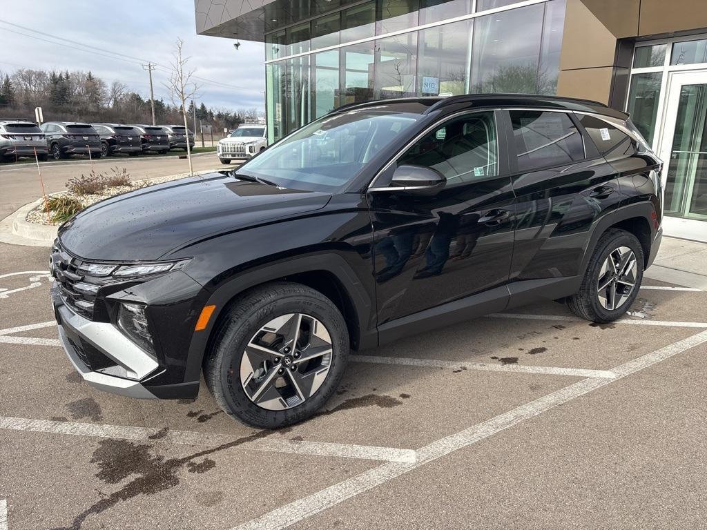 new 2025 Hyundai Tucson car, priced at $33,570