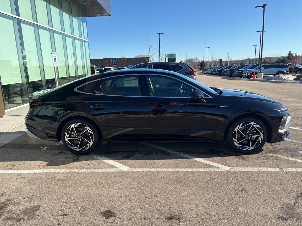 new 2025 Hyundai Sonata car, priced at $32,500