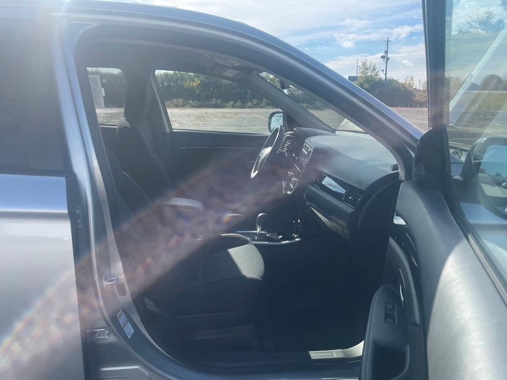 used 2020 Mitsubishi Outlander car, priced at $13,721