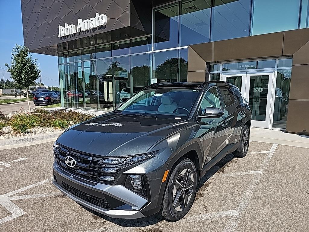 new 2025 Hyundai TUCSON Hybrid car, priced at $39,095