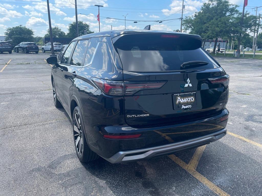 new 2025 Mitsubishi Outlander car, priced at $39,700