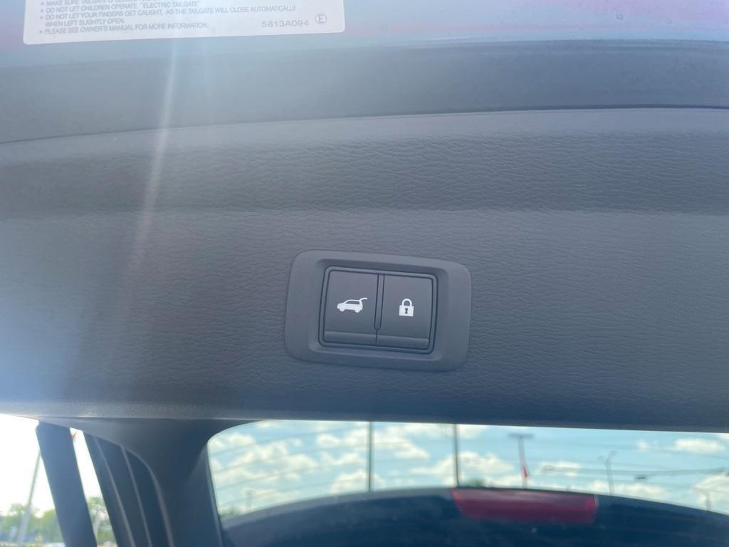 new 2025 Mitsubishi Outlander car, priced at $39,700