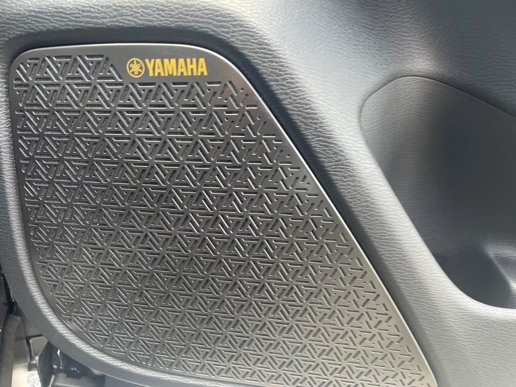 new 2025 Mitsubishi Outlander car, priced at $39,700