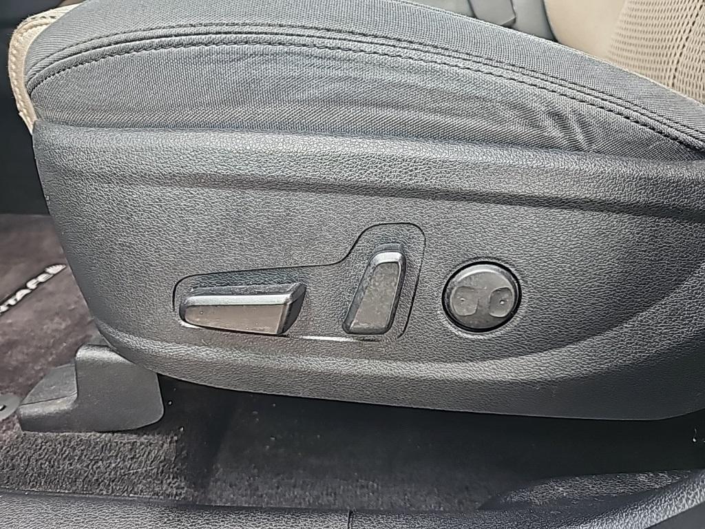 used 2019 Hyundai Santa Fe car, priced at $16,378