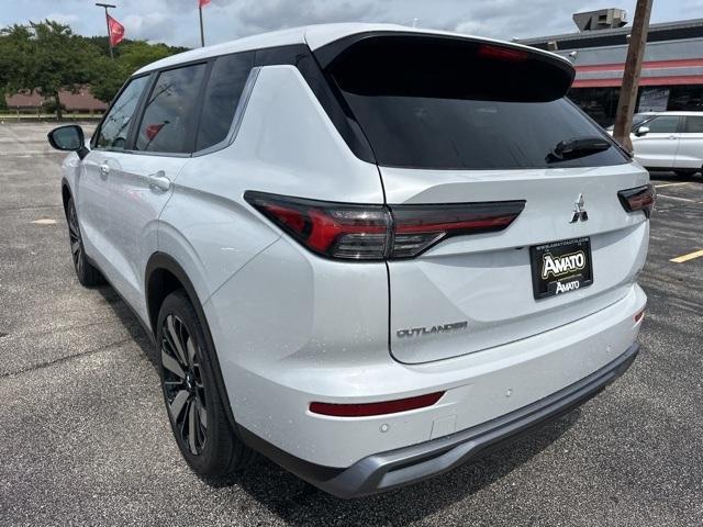new 2025 Mitsubishi Outlander car, priced at $38,585