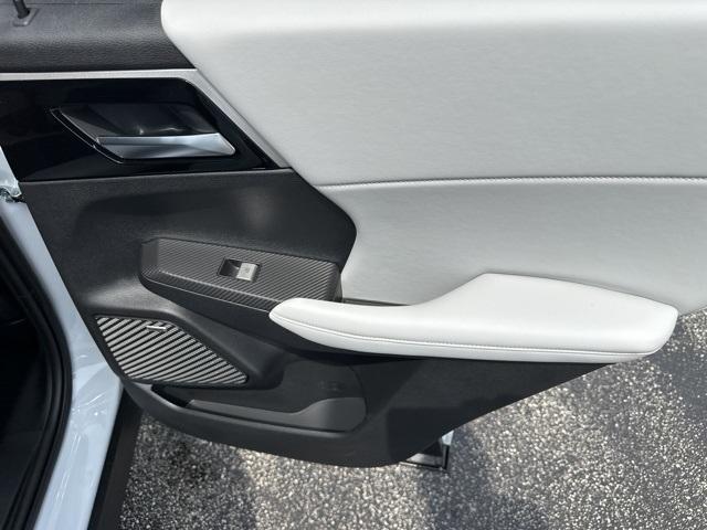 new 2025 Mitsubishi Outlander car, priced at $38,585