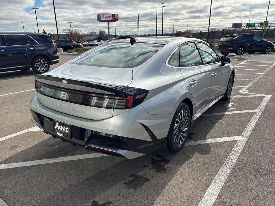 new 2025 Hyundai Sonata Hybrid car, priced at $38,110