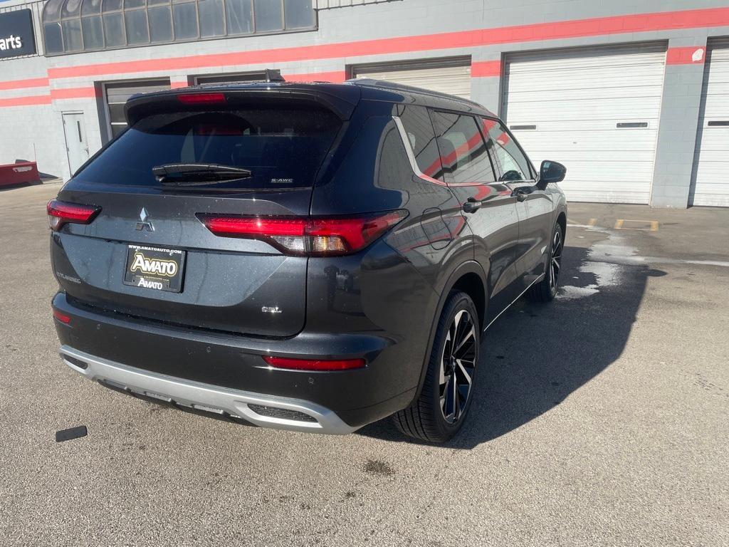 new 2024 Mitsubishi Outlander car, priced at $38,980