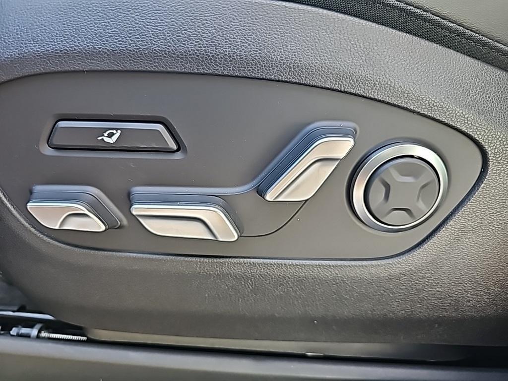 new 2026 Hyundai IONIQ 9 car, priced at $69,236