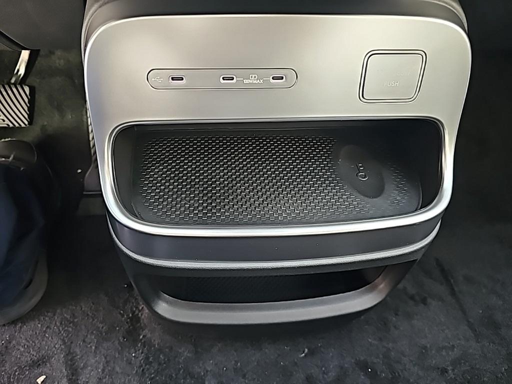 new 2026 Hyundai IONIQ 9 car, priced at $69,236