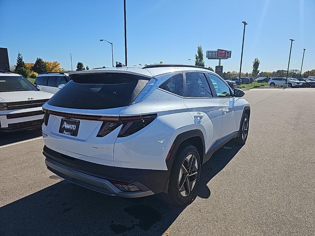 new 2026 Hyundai TUCSON Hybrid car, priced at $36,570