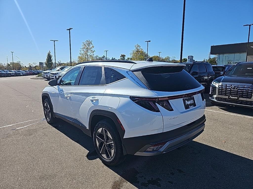 new 2026 Hyundai TUCSON Hybrid car, priced at $36,570