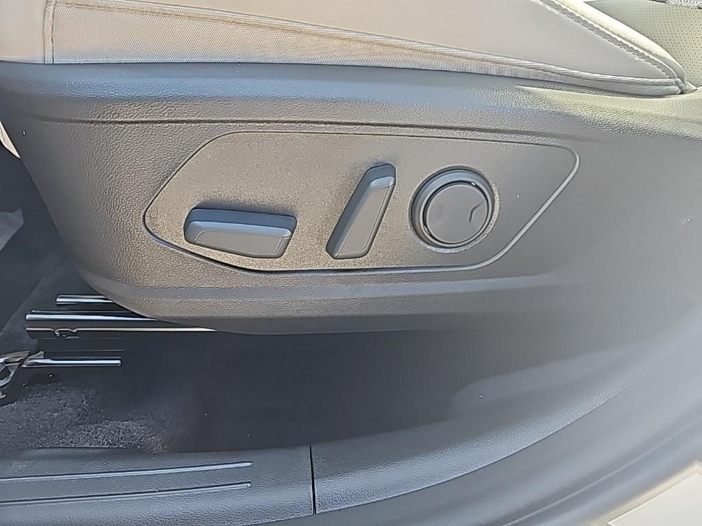 new 2026 Hyundai TUCSON Hybrid car, priced at $36,570