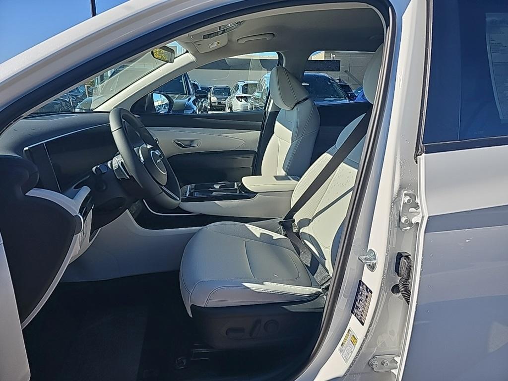 new 2026 Hyundai TUCSON Hybrid car, priced at $36,570