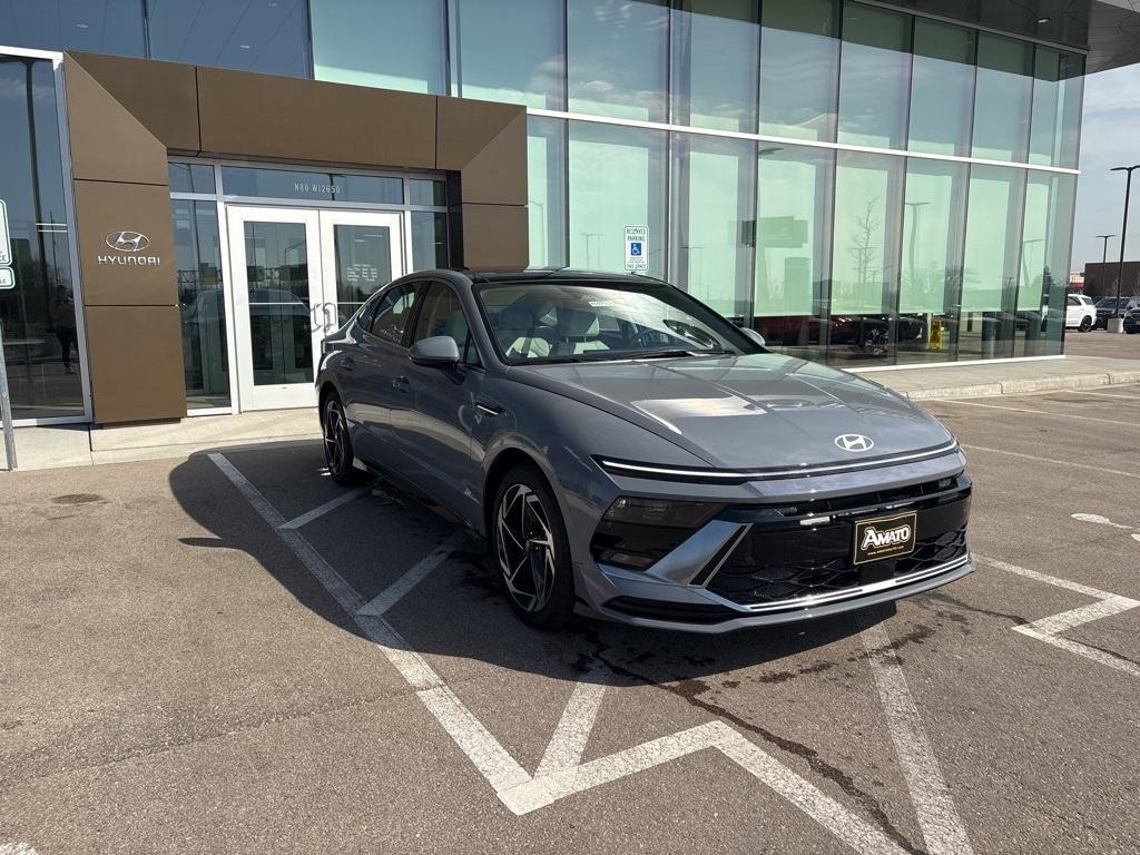 new 2025 Hyundai Sonata car, priced at $32,500