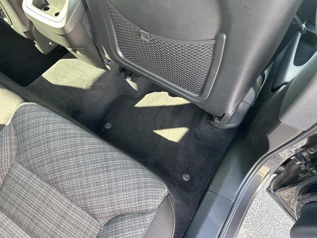 used 2022 Volvo XC60 car, priced at $25,568