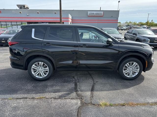 new 2024 Mitsubishi Outlander car, priced at $32,695