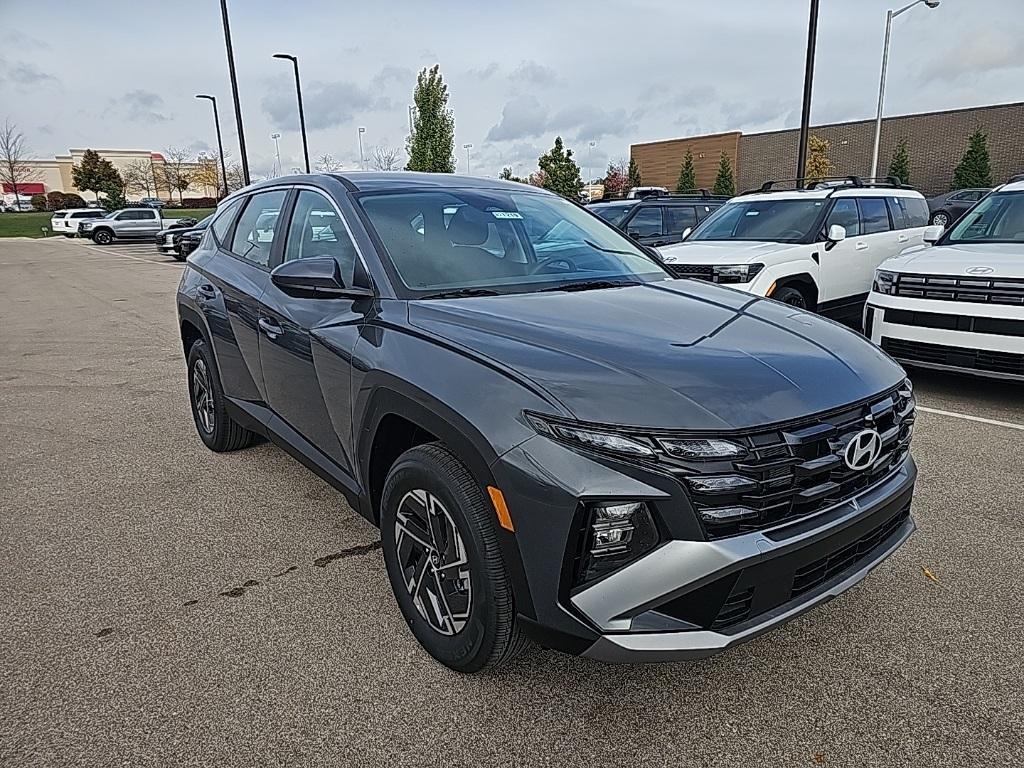 new 2026 Hyundai TUCSON Hybrid car, priced at $31,200