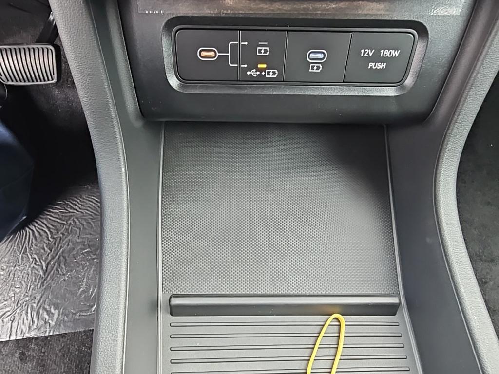 new 2026 Hyundai TUCSON Hybrid car, priced at $31,200