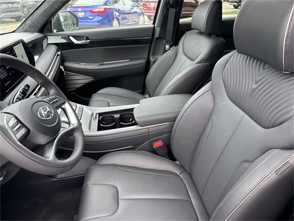 new 2025 Hyundai Palisade car, priced at $53,334