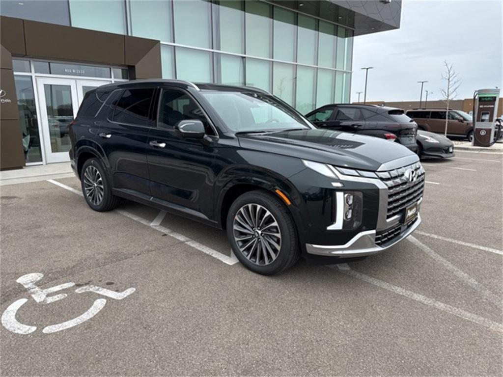 new 2025 Hyundai Palisade car, priced at $53,334