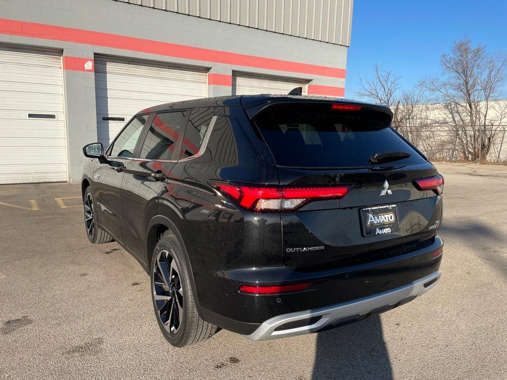 new 2025 Mitsubishi Outlander PHEV car, priced at $45,860