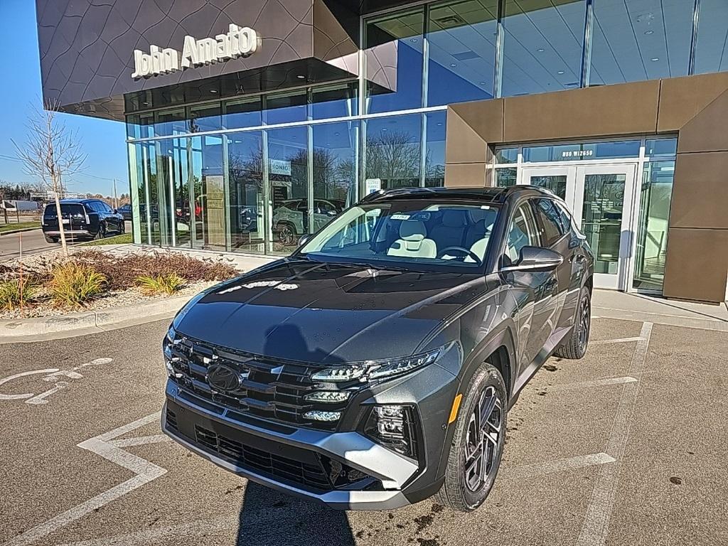 new 2026 Hyundai TUCSON Hybrid car, priced at $40,655