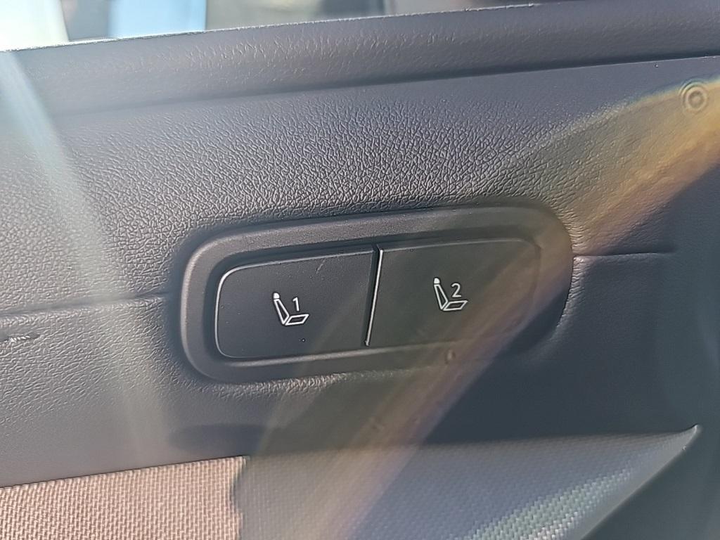 new 2026 Hyundai TUCSON Hybrid car, priced at $40,655