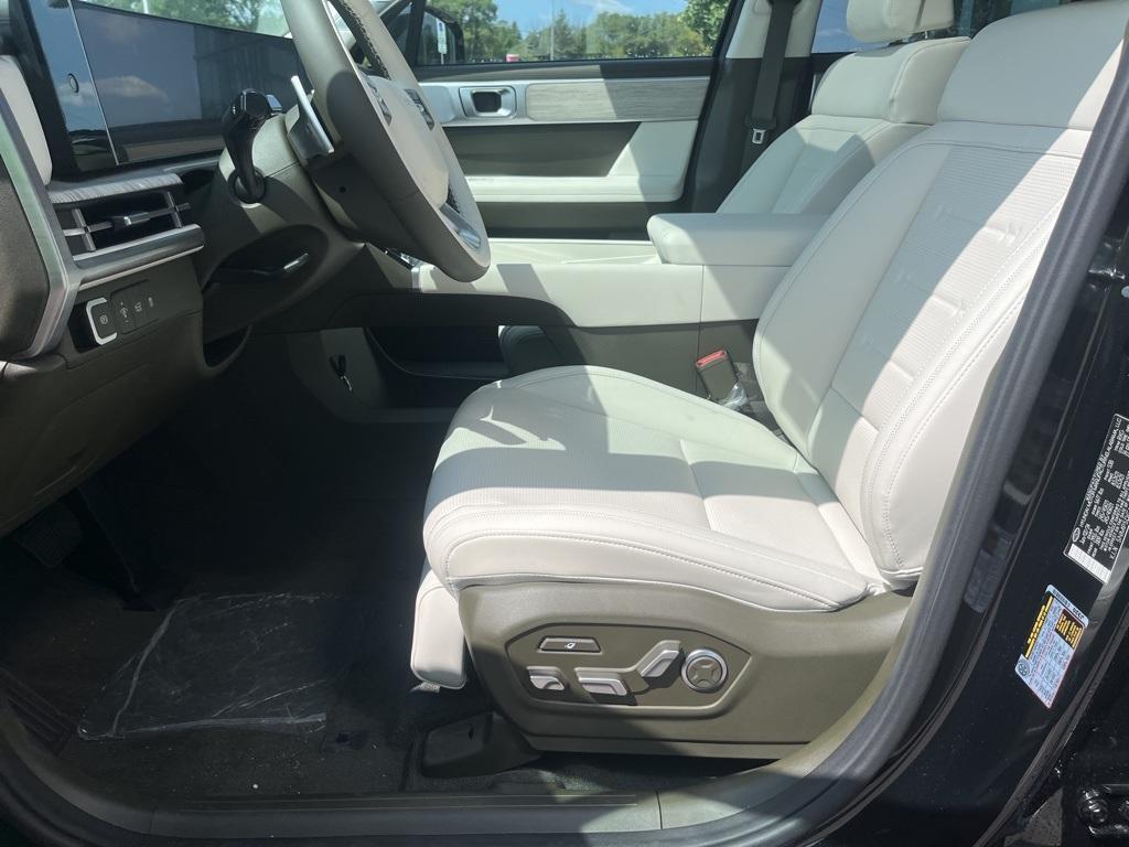 new 2024 Hyundai Santa Fe car, priced at $39,997