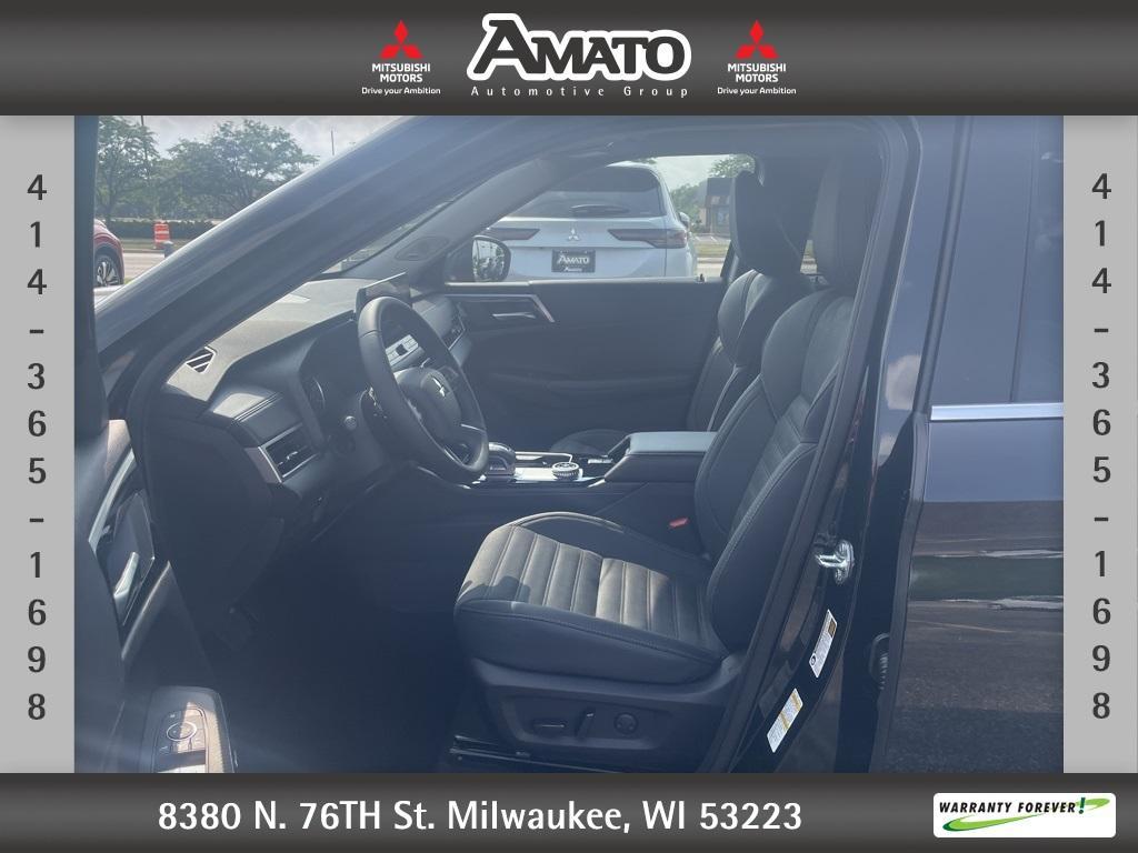 new 2025 Mitsubishi Outlander car, priced at $37,085