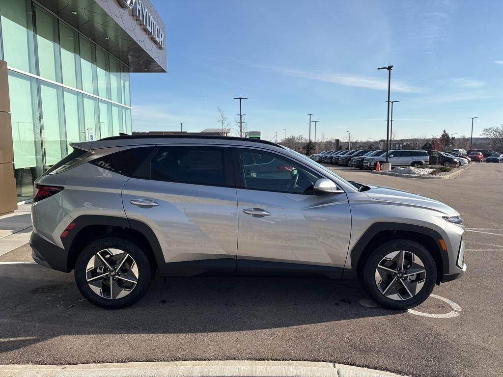 new 2025 Hyundai Tucson car, priced at $33,570