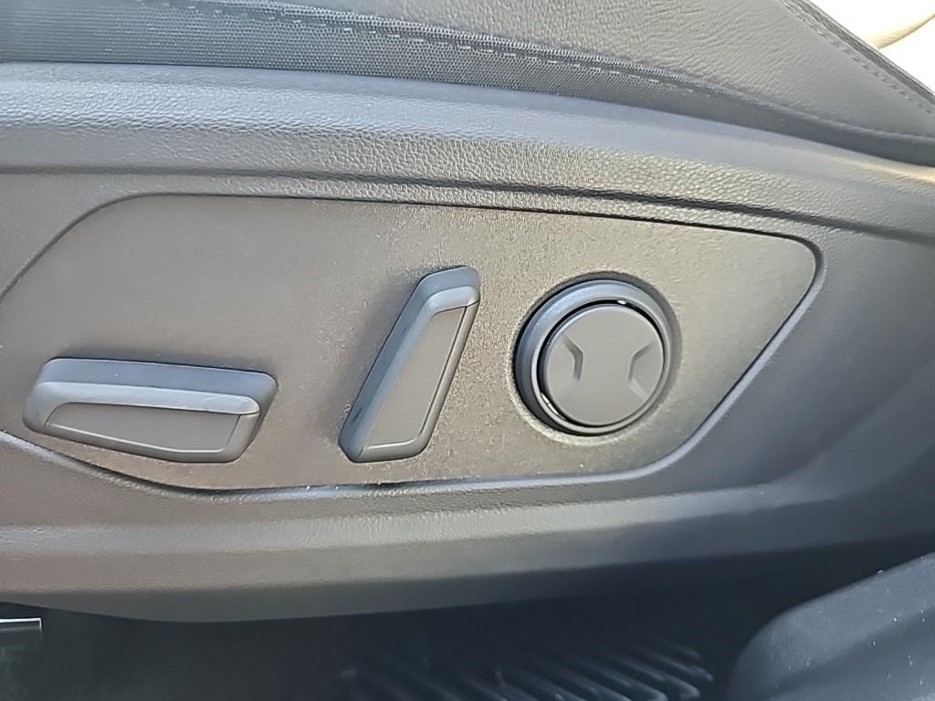 new 2026 Hyundai TUCSON Hybrid car, priced at $40,874